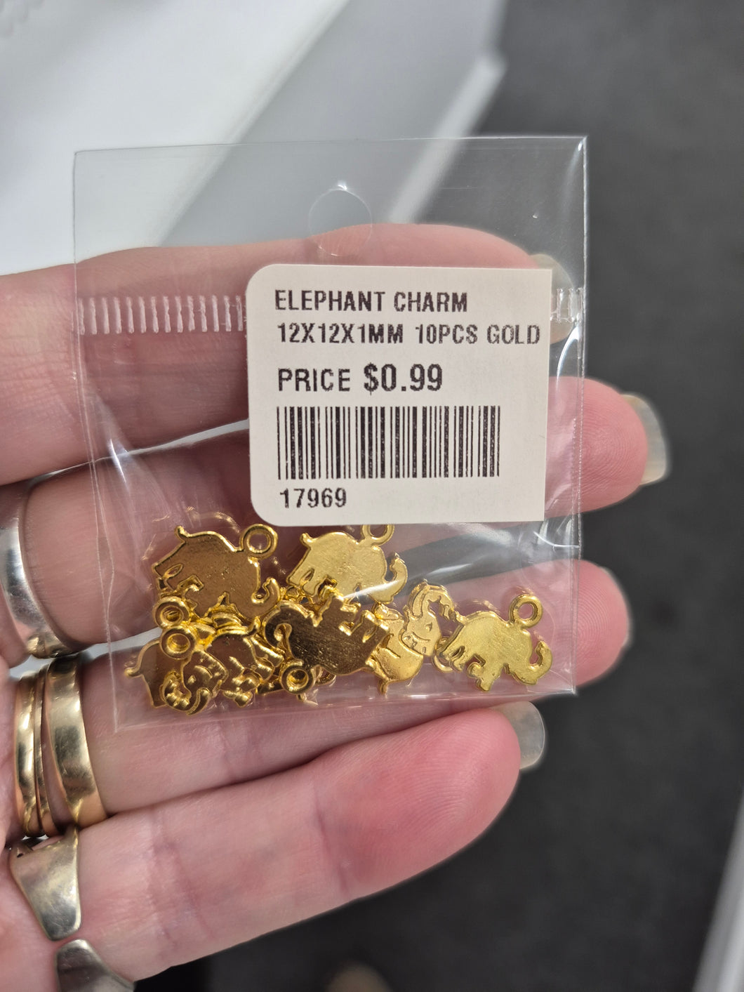 ELEPHANT CHARM
