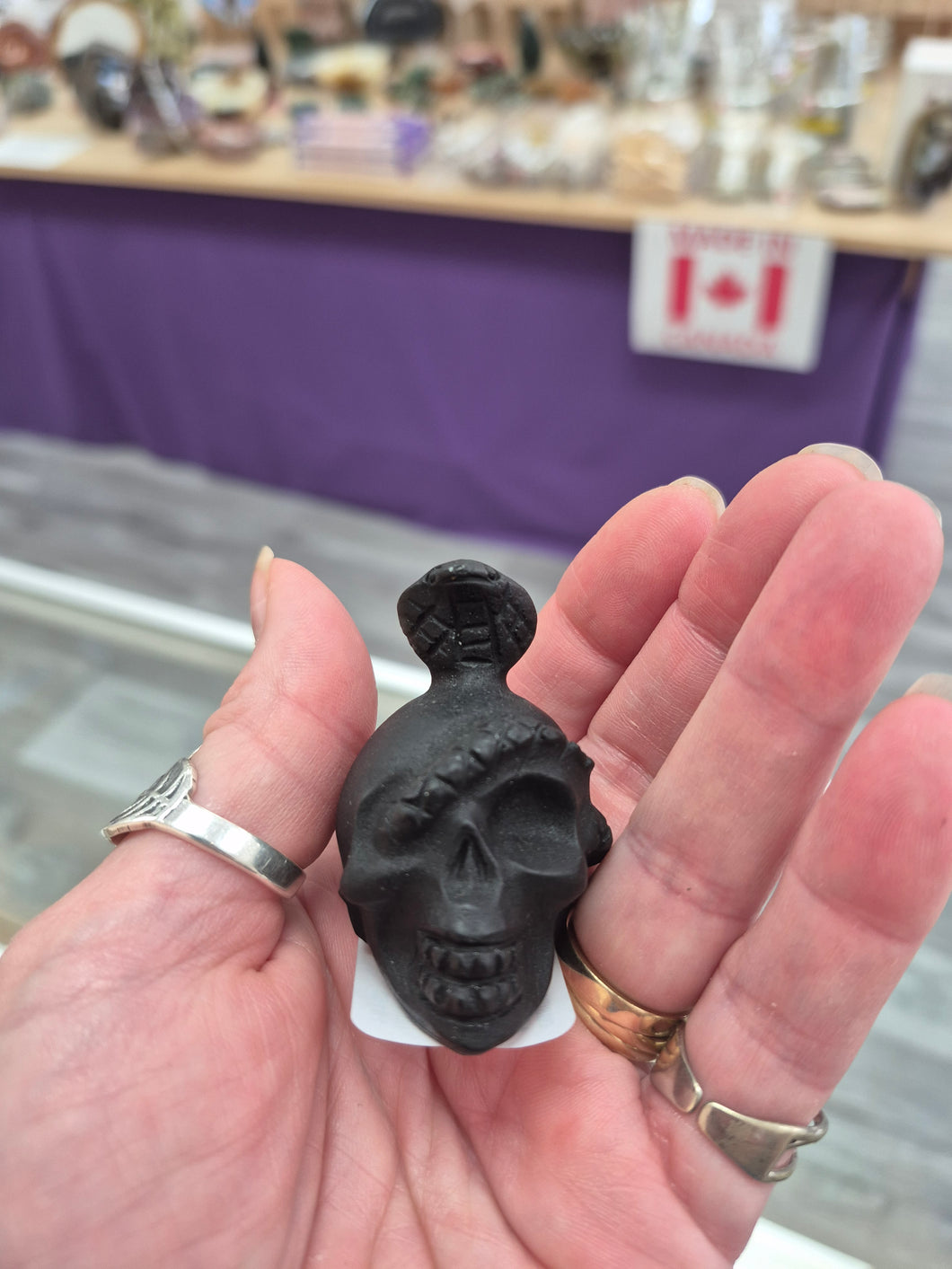OBSIDIAN SKULL /W SNAKE