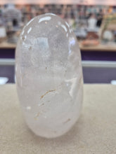 Load image into Gallery viewer, CLEAR QUARTZ FREEFORM
