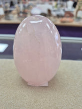 Load image into Gallery viewer, ROSE QUARTZ FREEFORM
