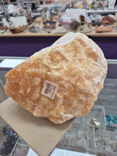 Load image into Gallery viewer, YELLOW CALCITE CHUNK

