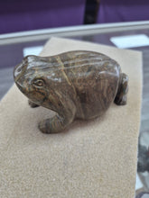 Load image into Gallery viewer, VERDITE FROG
