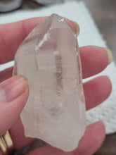 Load image into Gallery viewer, CLEAR QUARTZ POINT ROUGH
