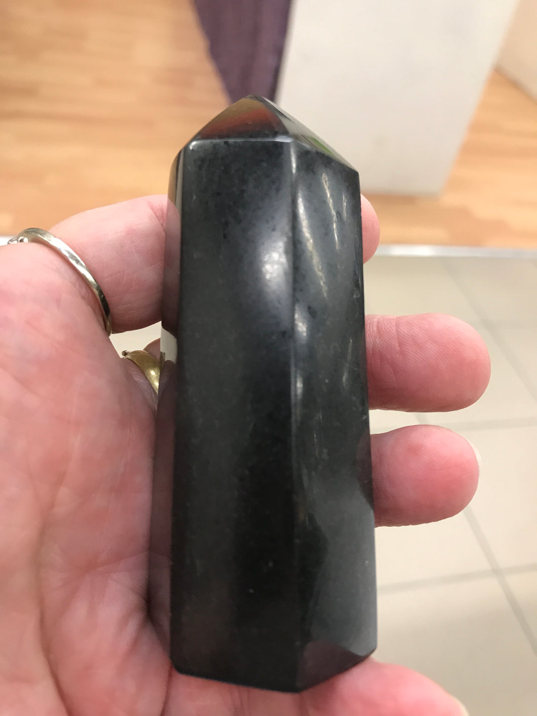 BLACK BASALT POINT