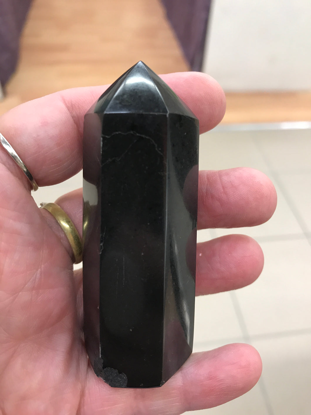 BLACK BASALT POINT