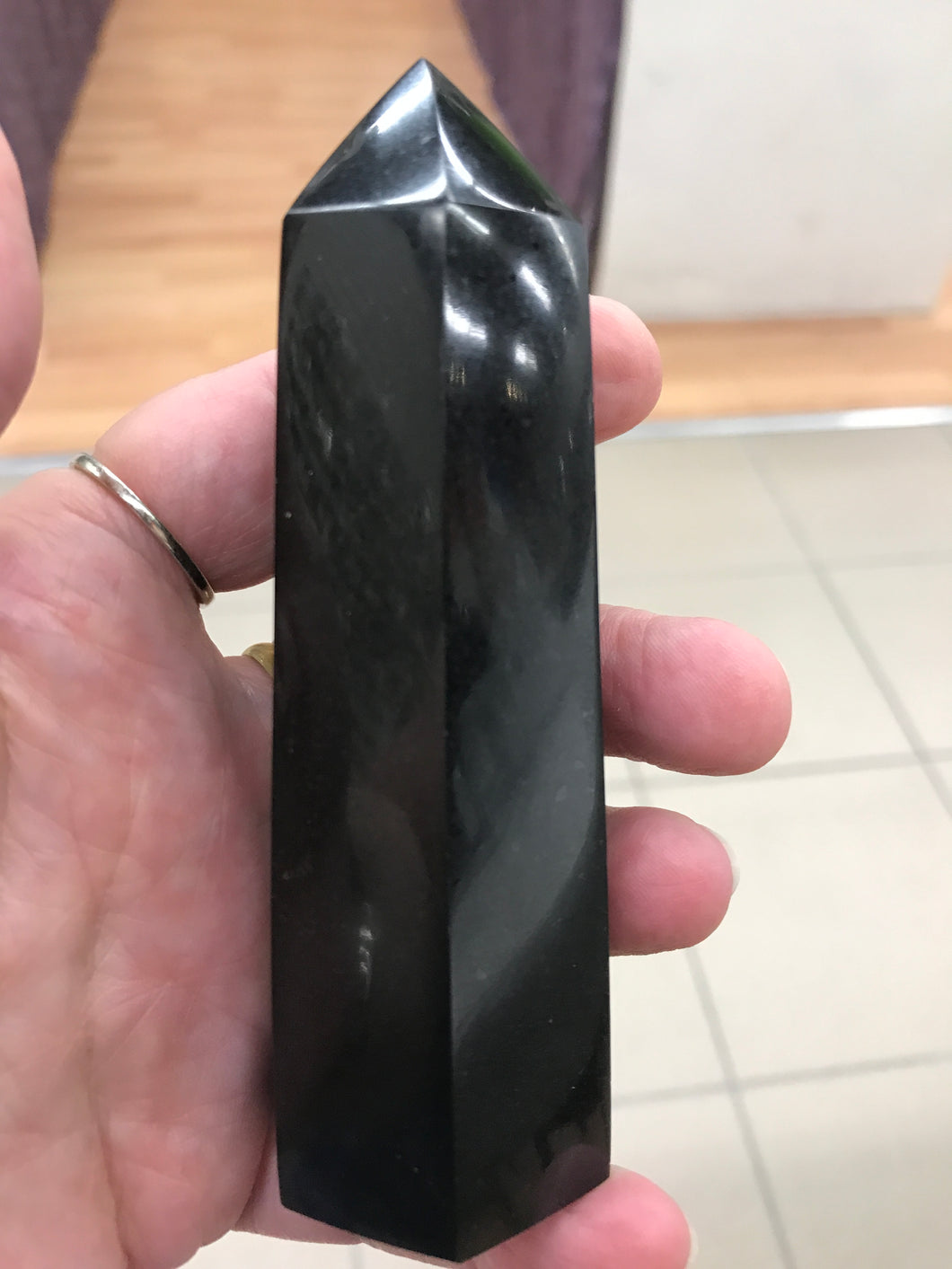 BLACK BASALT POINT