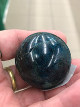 Load image into Gallery viewer, APATITE SPHERE 37MM
