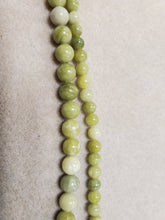 Load image into Gallery viewer, Peridot Round
