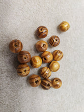 Load image into Gallery viewer, Burly Wood Beads
