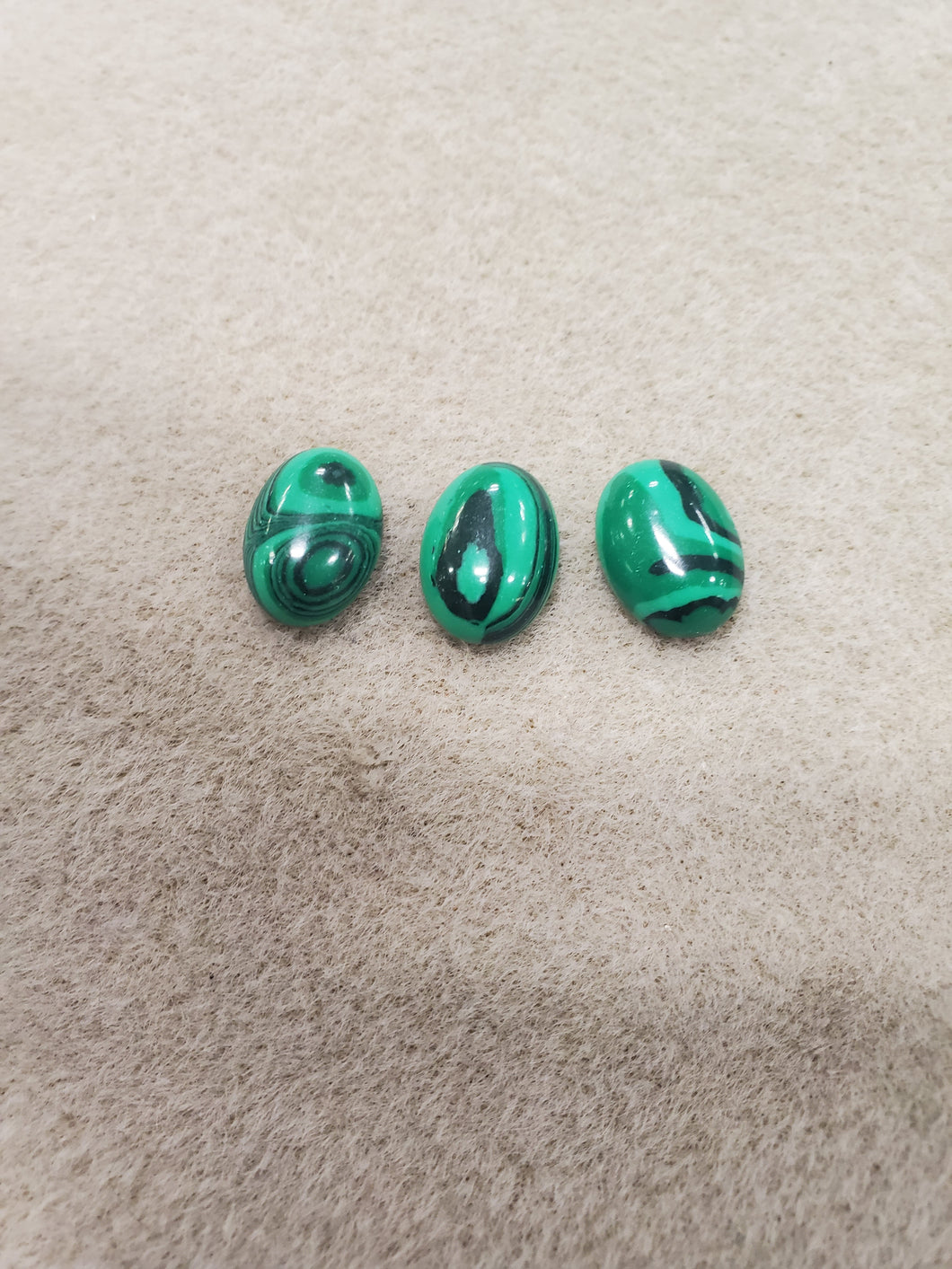 Syn. Malachite Cabochon