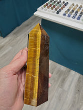Load image into Gallery viewer, Tiger Eye Points

