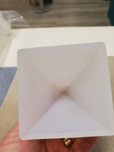Load image into Gallery viewer, Pyramid Mold

