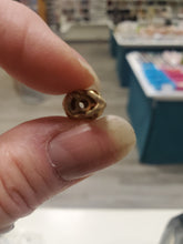 Load image into Gallery viewer, SPACER BRASS UNPLATED SKULL
