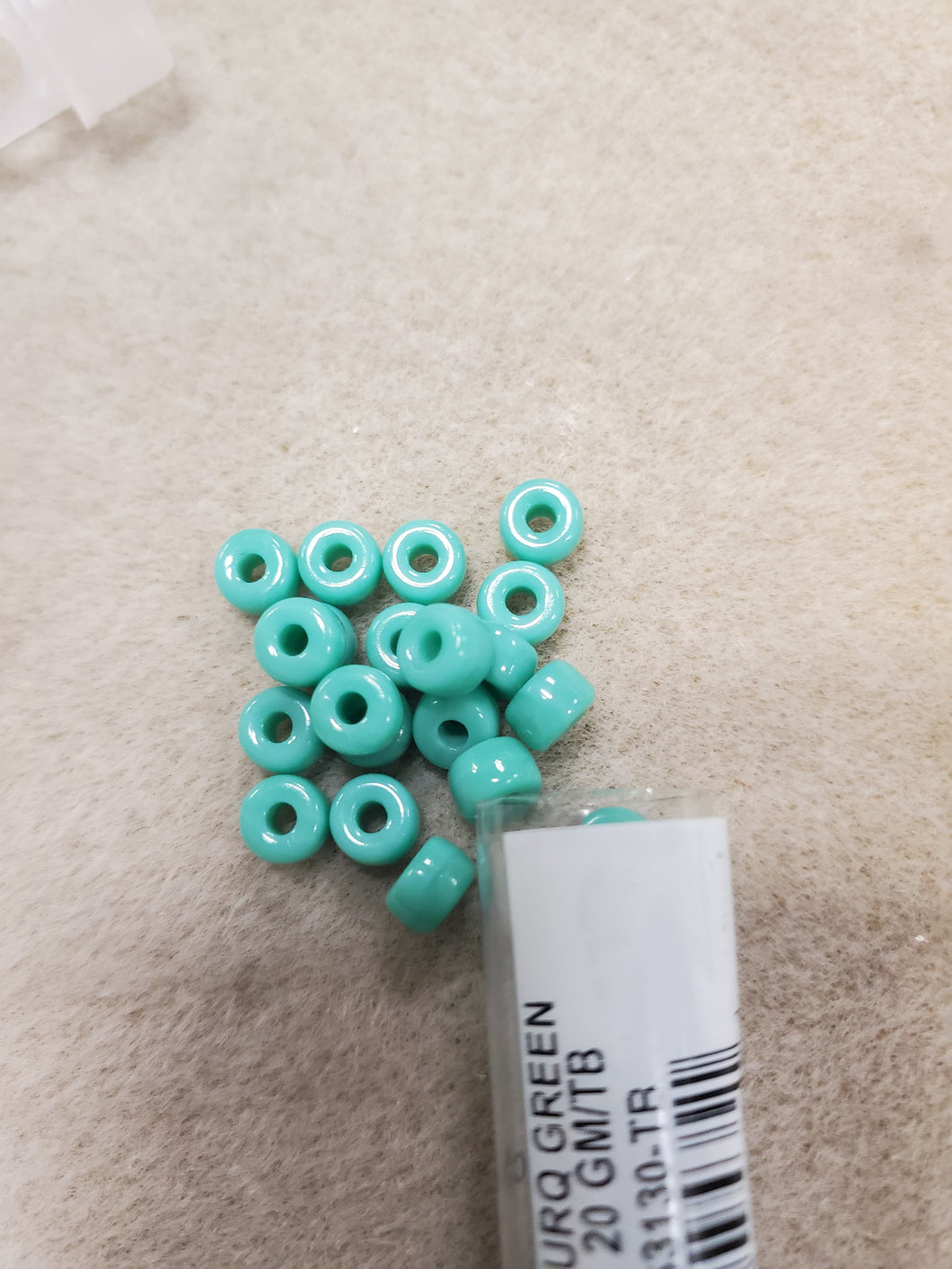 2/0 SEED BEAD MATUBO TURQUOISE GREEN OPAQUE