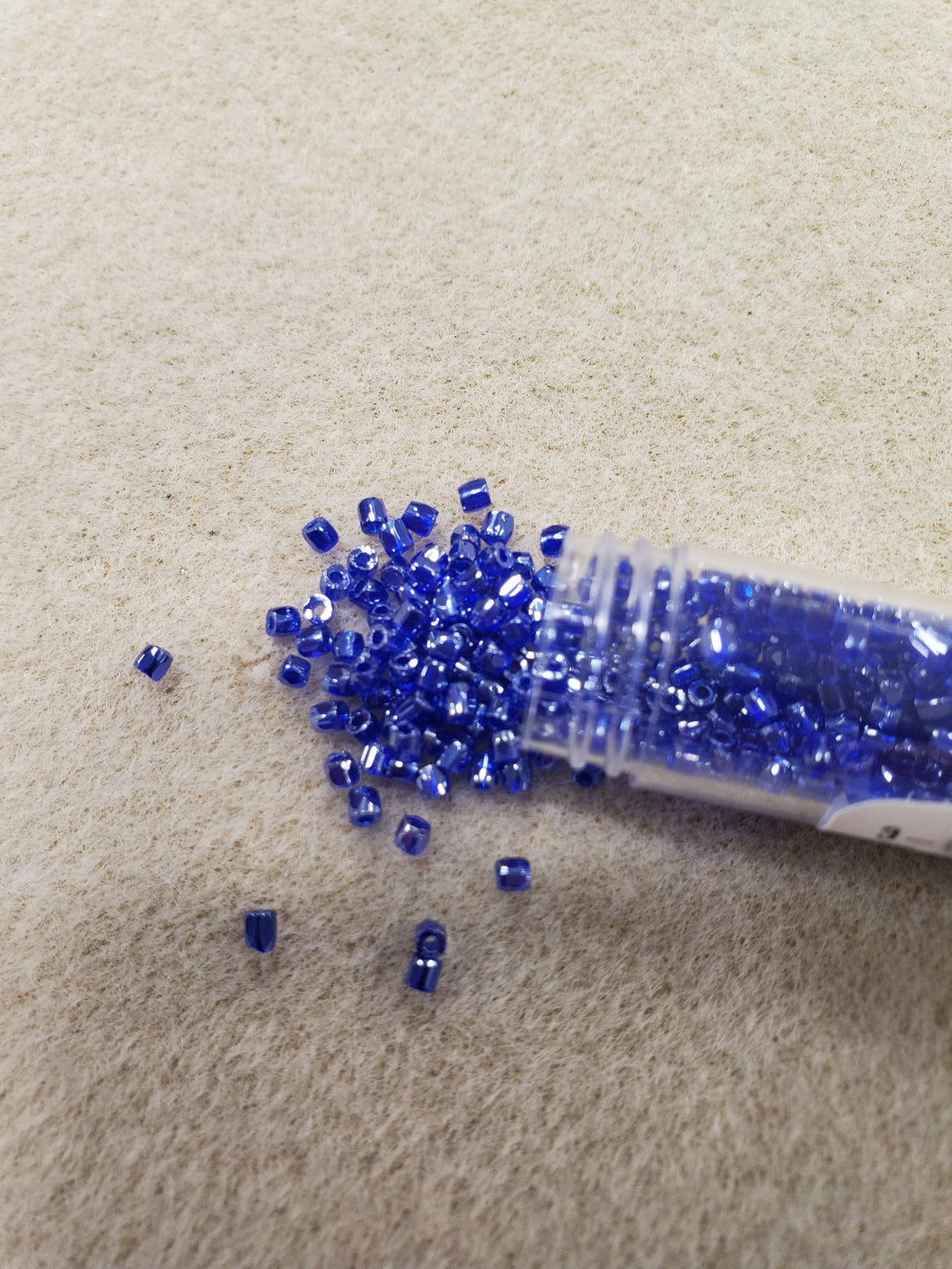 3-CUT BEAD 9/0 OP BLUE LUSTER