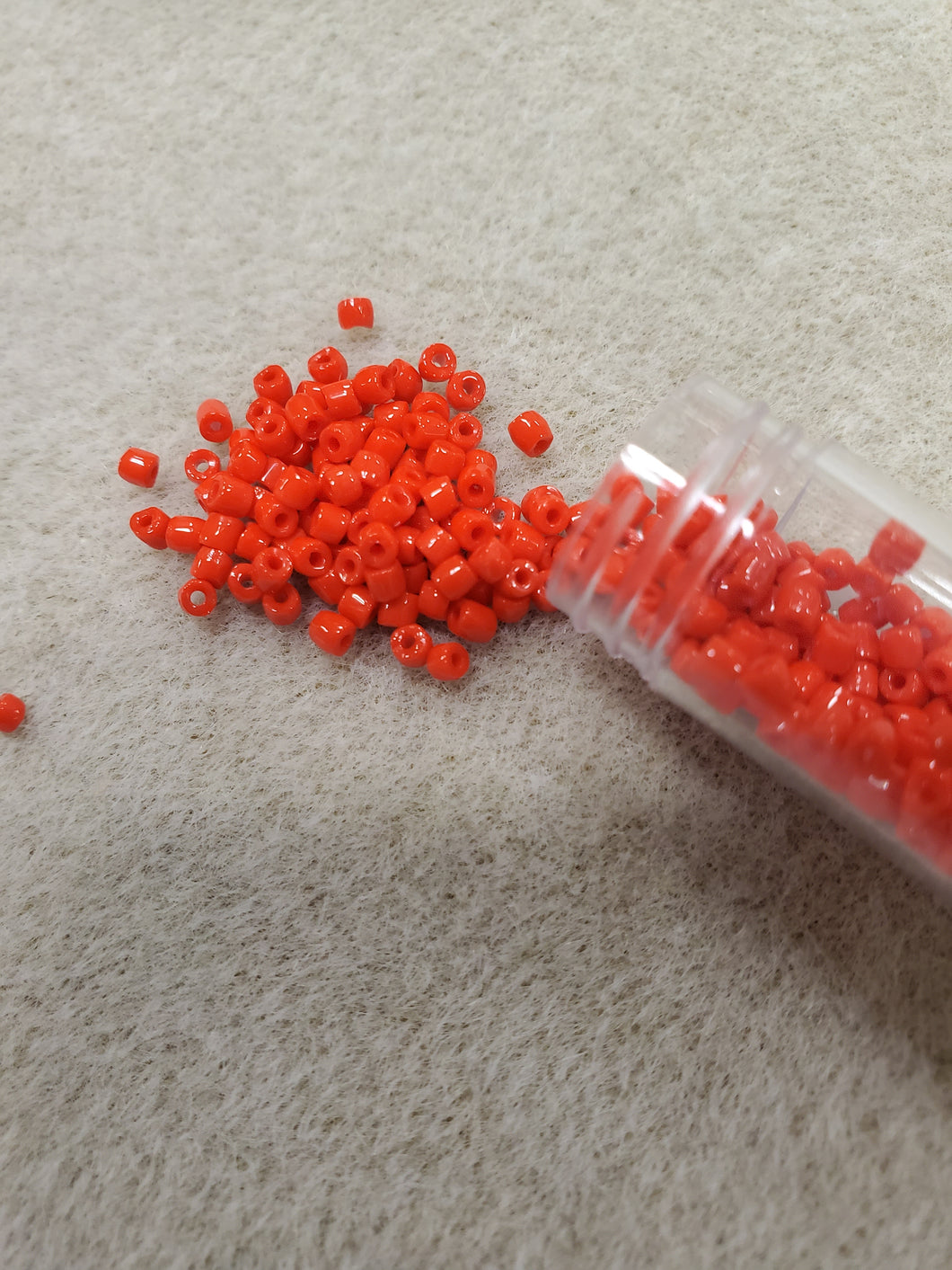 3-CUT BEAD 9/0 OP LT RED