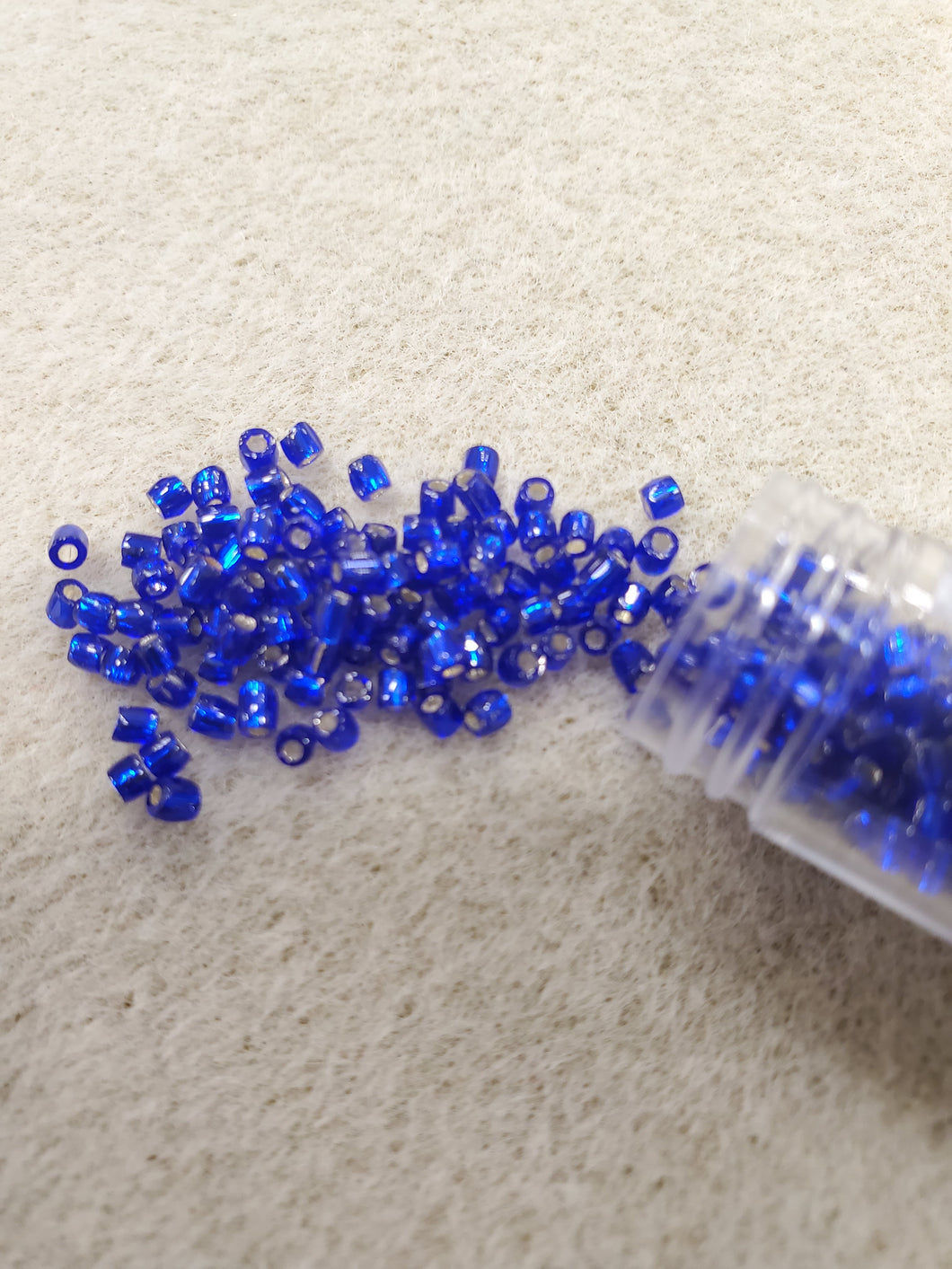3-CUT BEAD 9/0 TR ROYAL BLUE S/L