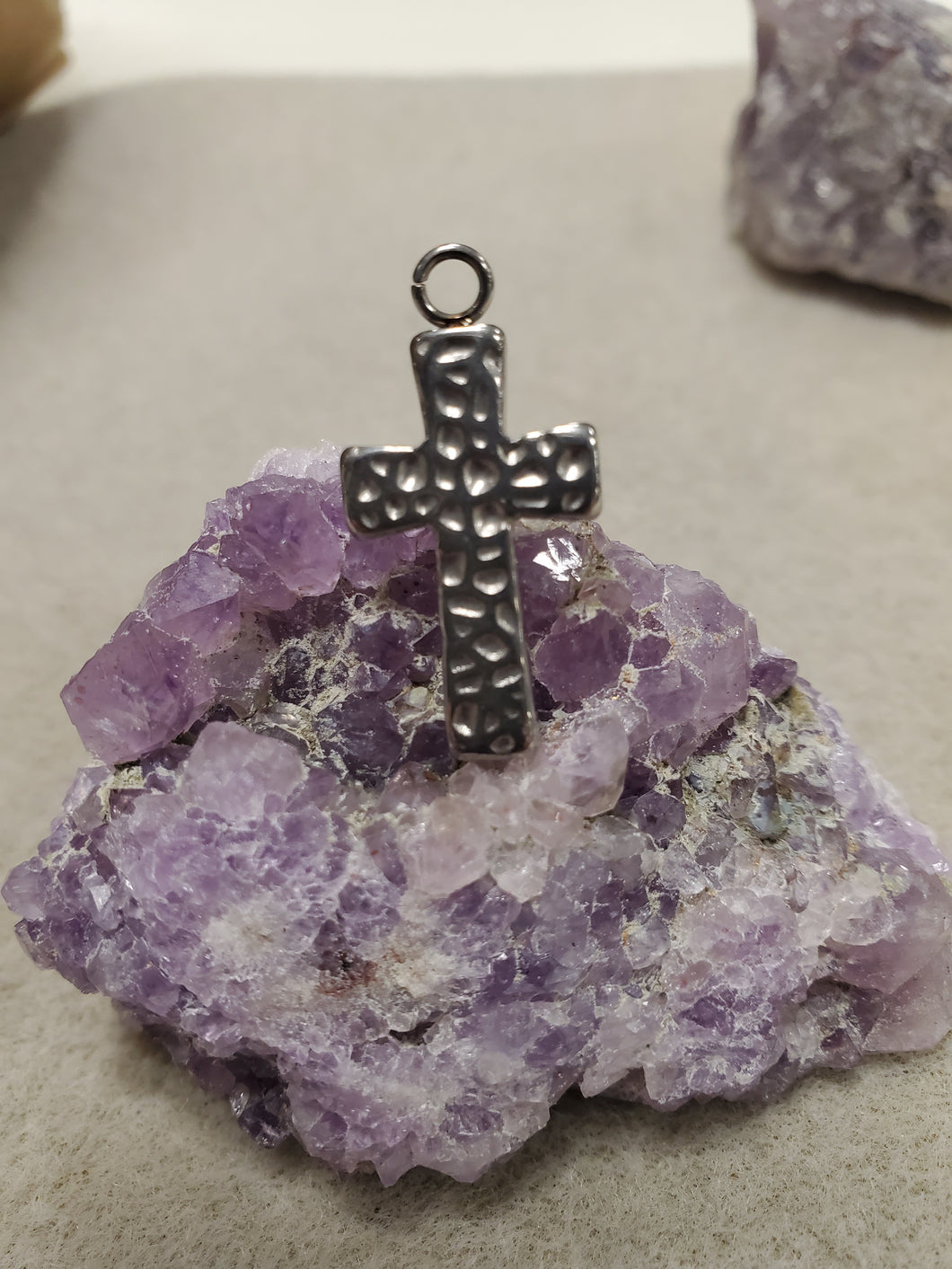 304 STAINLESS CROSS HAMMERED