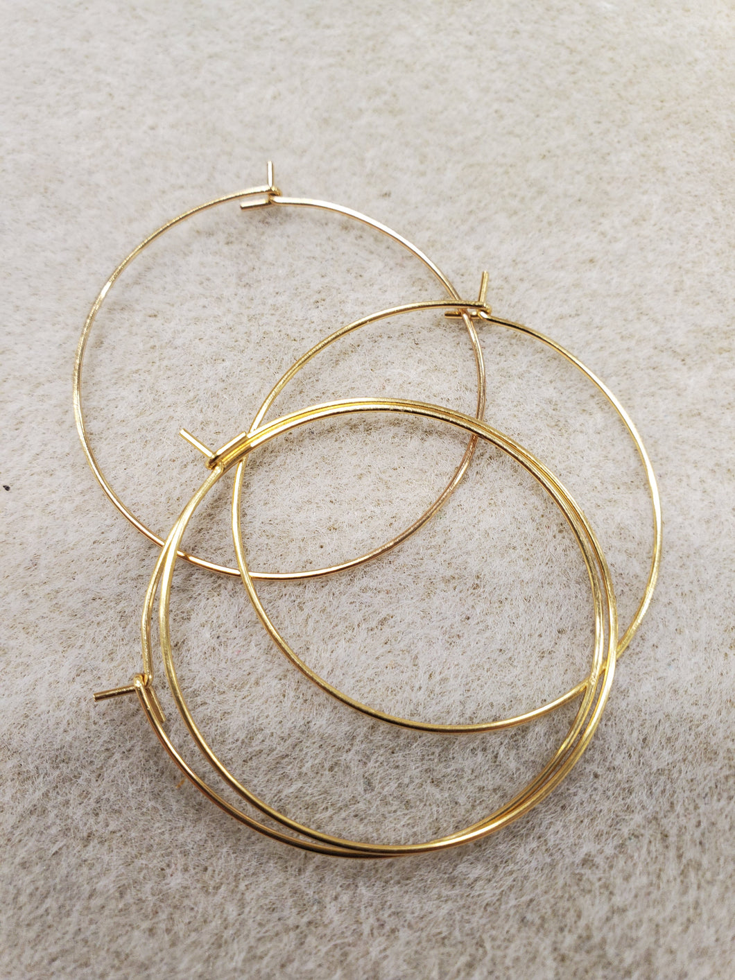 304 STAINLESS EARRING HOOP GOLDEN