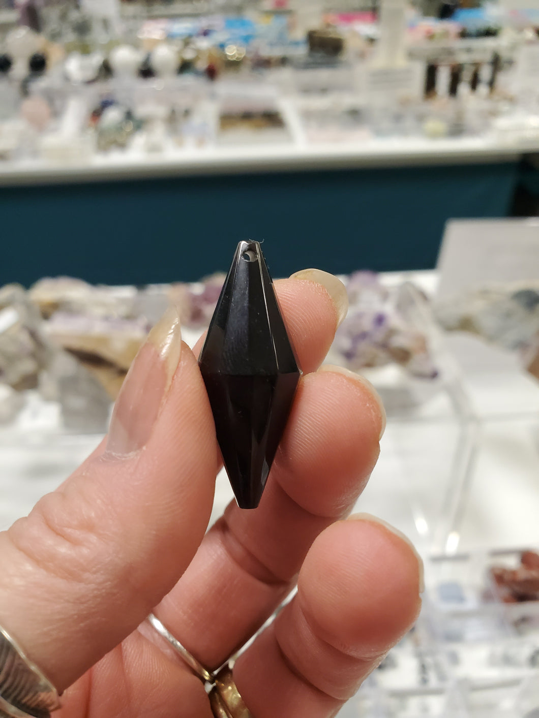 BLACK AGATE BICONE PENDANT