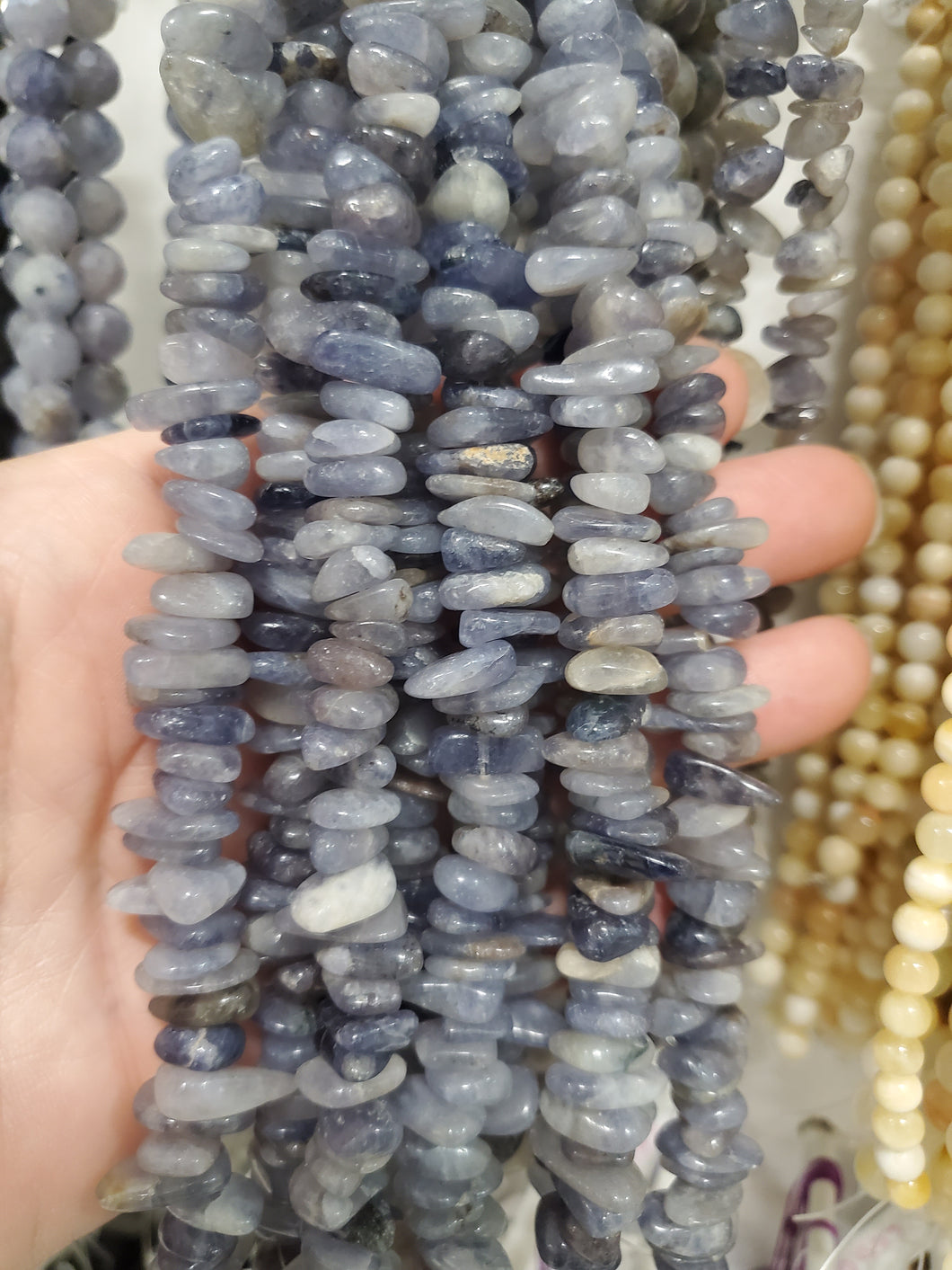 IOLITE CHIPS