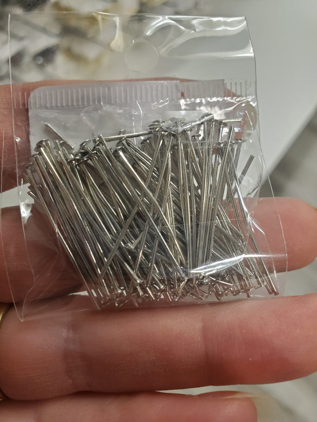IRON HEADPIN PLATINUM
