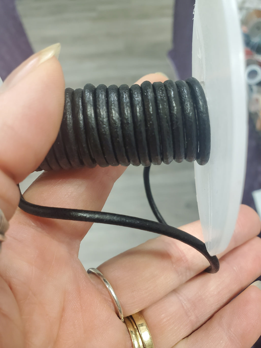 LEATHER CORD BLACK