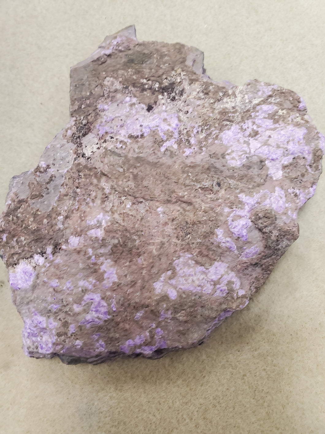 SUGILITE/RICHTERITE