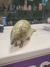 Load image into Gallery viewer, BUTTER JADE PANGOLIN
