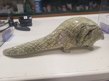 Load image into Gallery viewer, BUTTER JADE PANGOLIN
