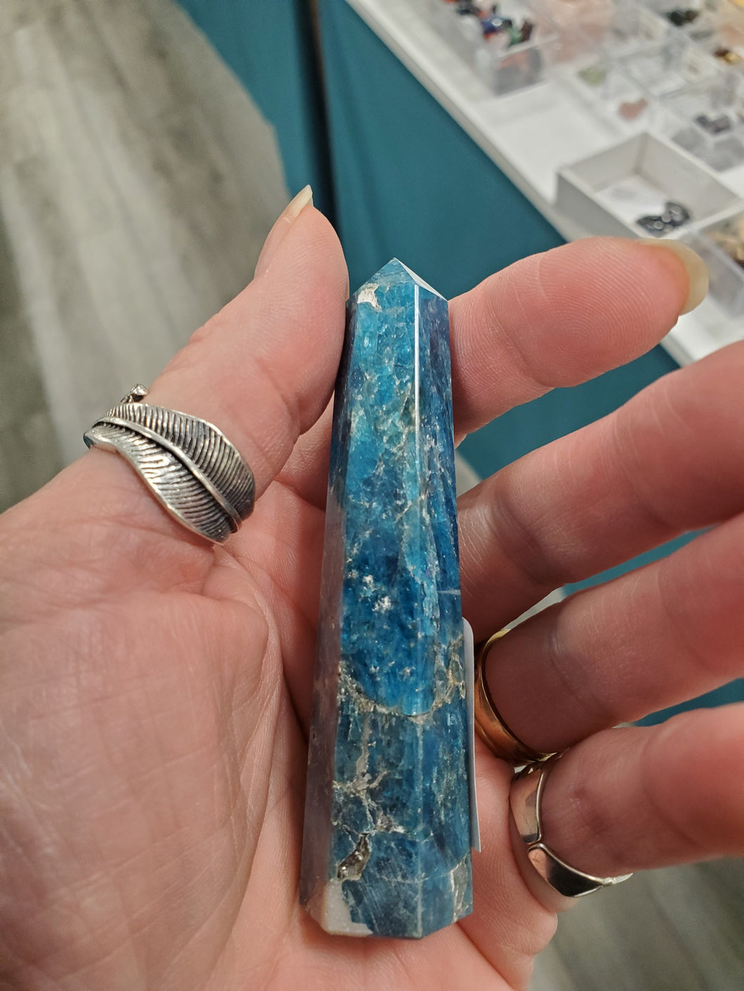 APATITE POINT