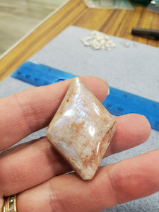 CABOCHON ONTARIO PERISTERITE