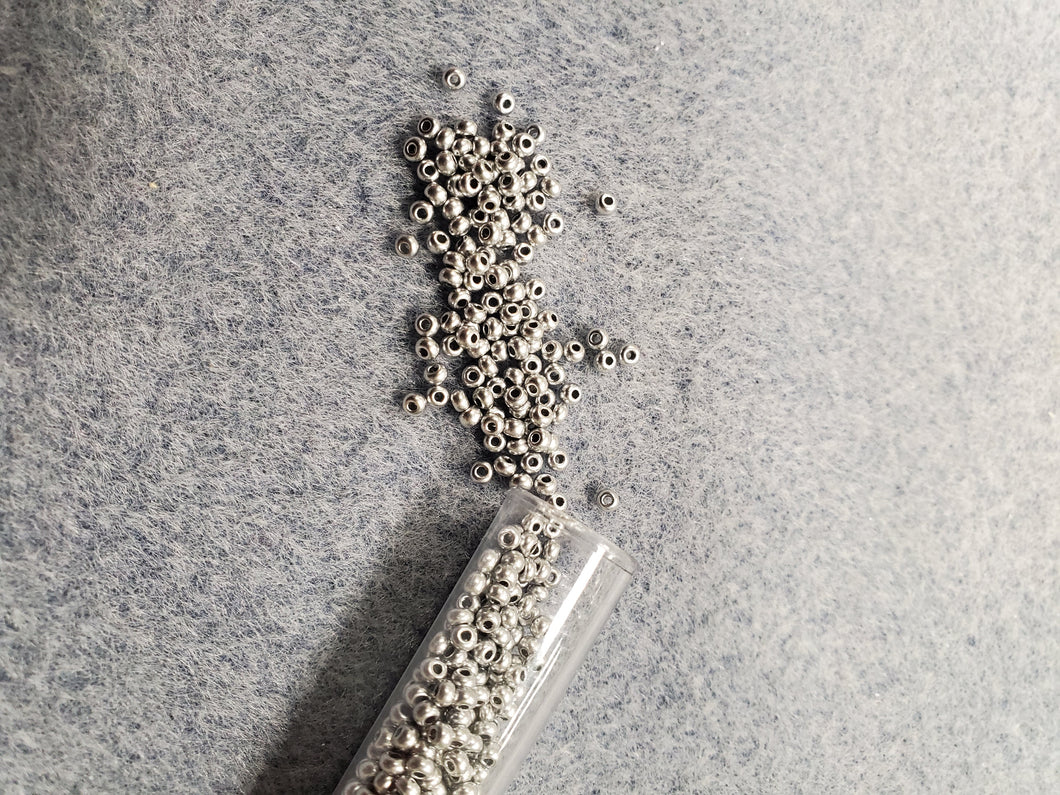 CZECH SEED BEAD 10/0