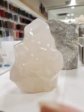 Load image into Gallery viewer, GIRASOL QUARTZ FLAME
