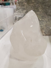 Load image into Gallery viewer, GIRASOL QUARTZ FLAME
