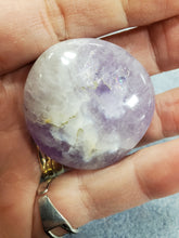 Load image into Gallery viewer, AMETHYST GALLET/PALM STONE
