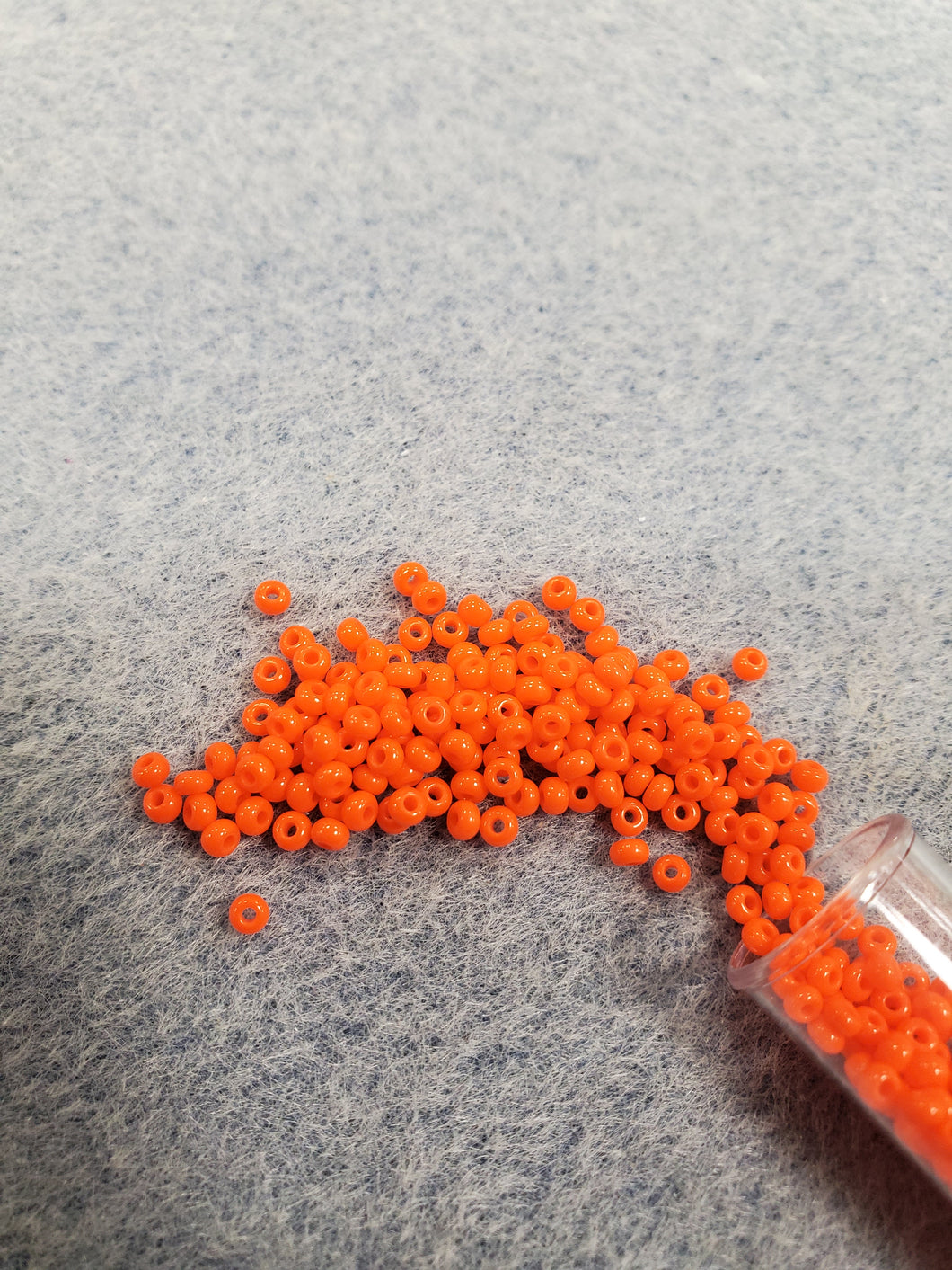 CZECH SEED BEAD 10/0