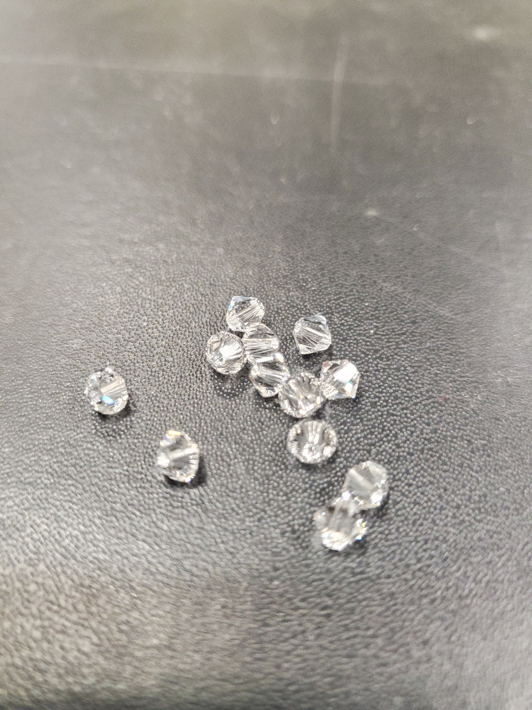 SWAR 5328 BICONE 4MM