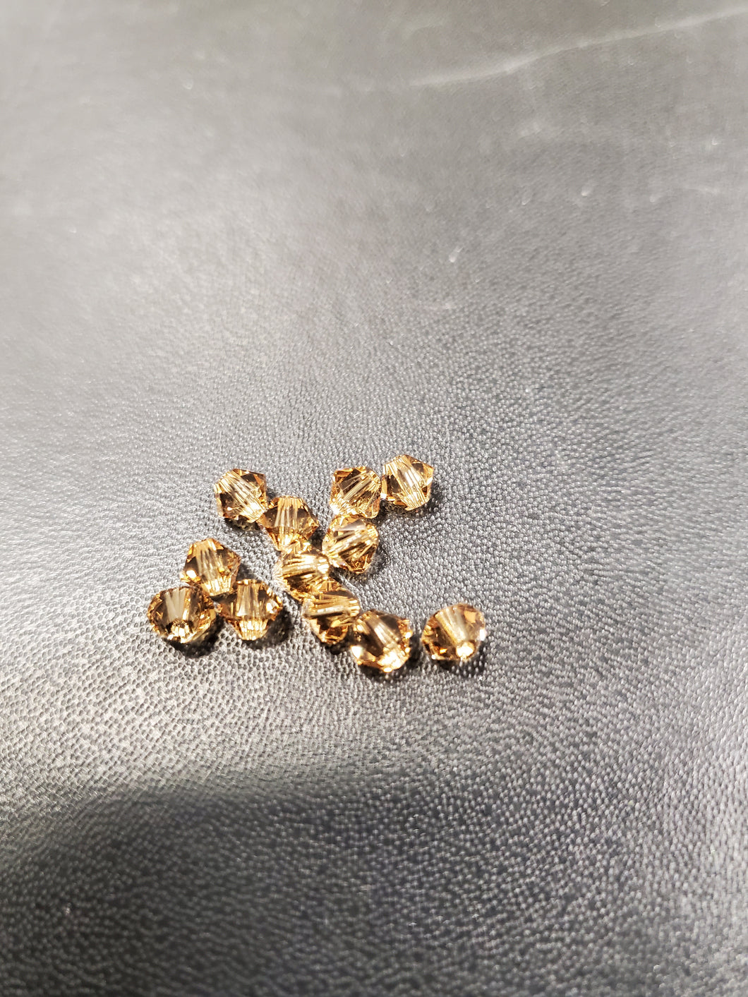 SWAR 5328 BICONE 4MM