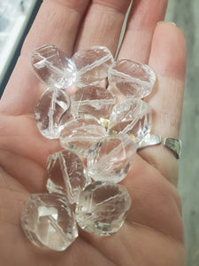 QUARTZ FACETED