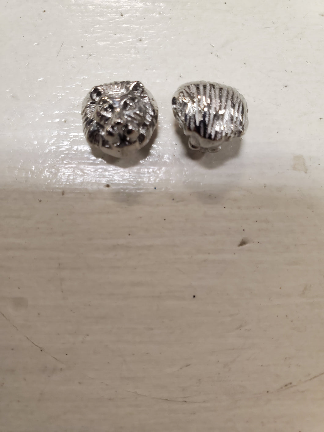 304 STAINLESS LION BEAD