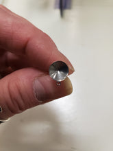 Load image into Gallery viewer, 304 STAINLESS EAR STUD /W LOOP
