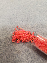 Load image into Gallery viewer, Miyuki Delica 11/0 Reds
