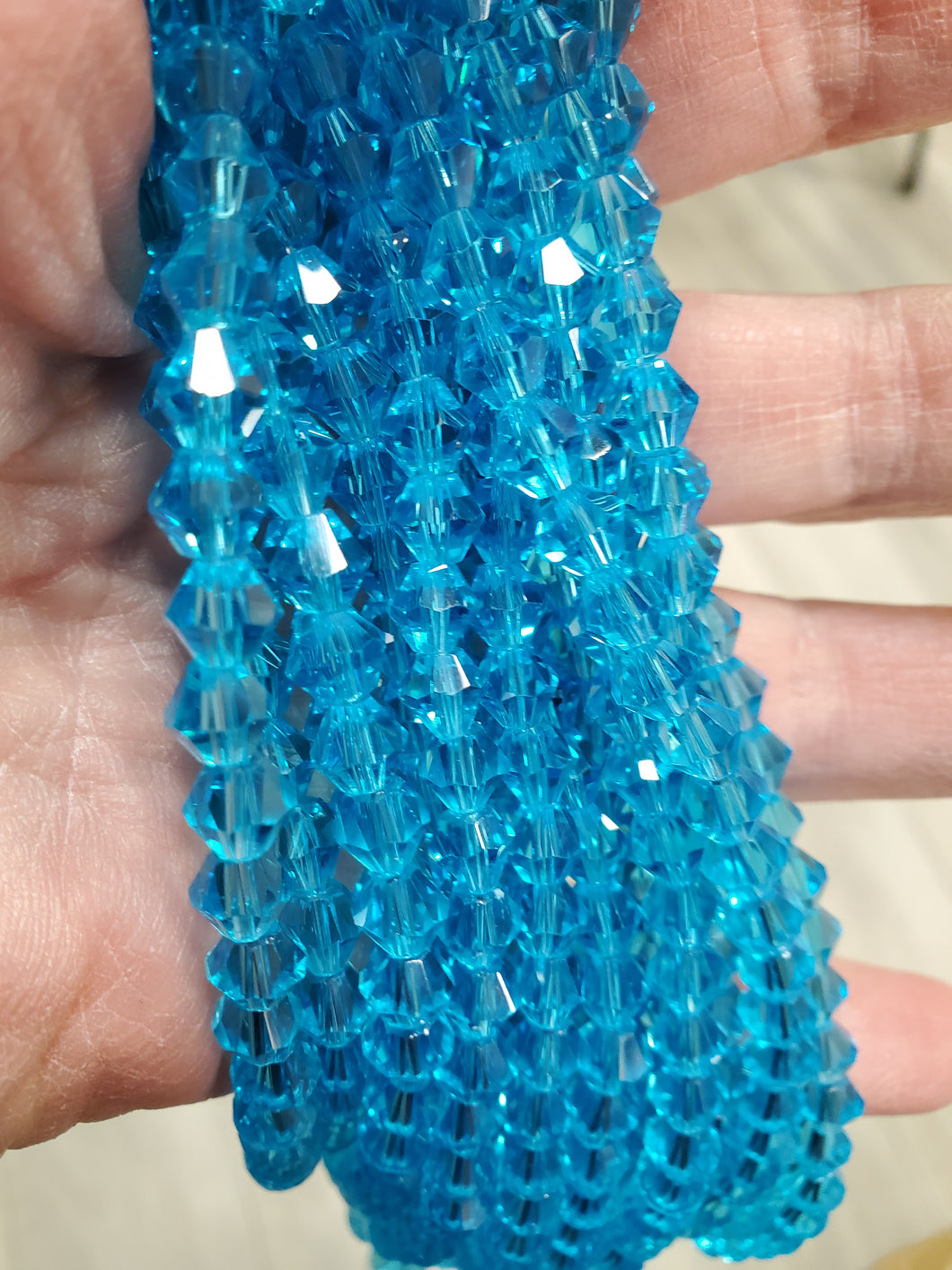 CRYSTAL BICONE 6MM