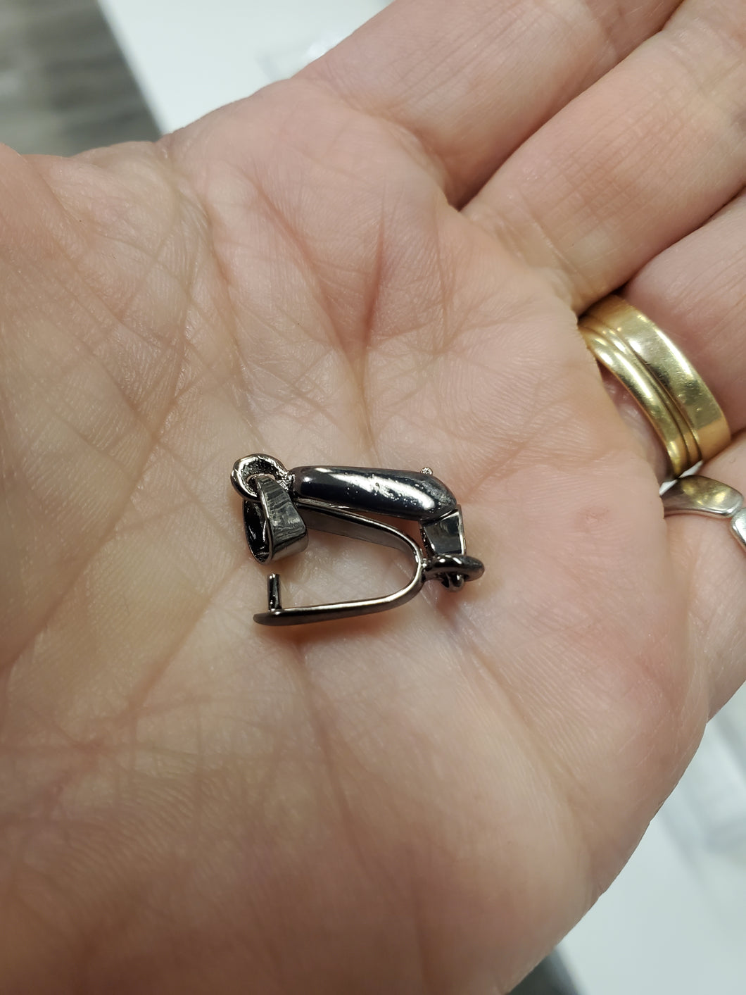 BRASS PINCH BAIL