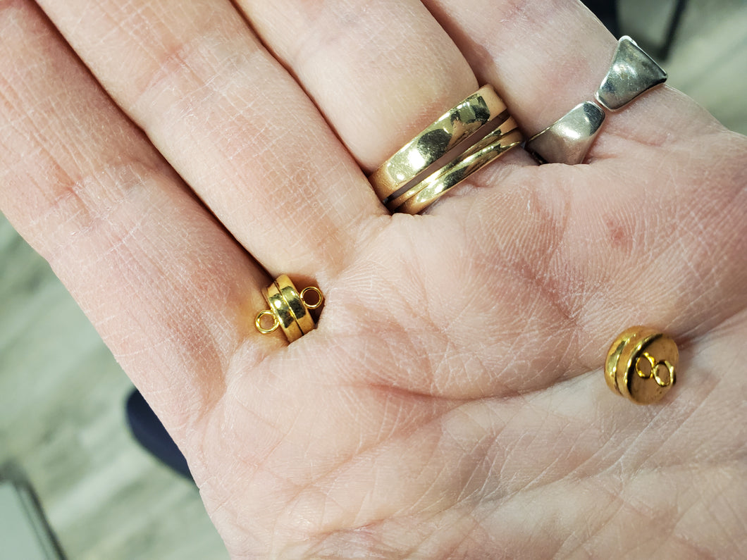 BRASS MAGNETIC CLASP