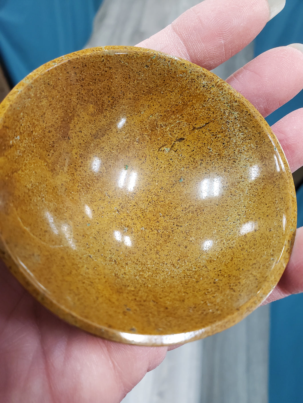 BROWN AGATE BOWL