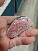 Load image into Gallery viewer, COBALTOAN DOLOMITE FREEFORM
