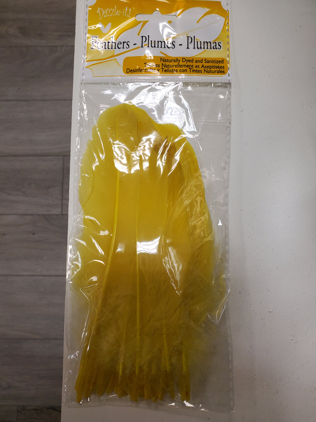 GOOSE FEATHER YELLOW