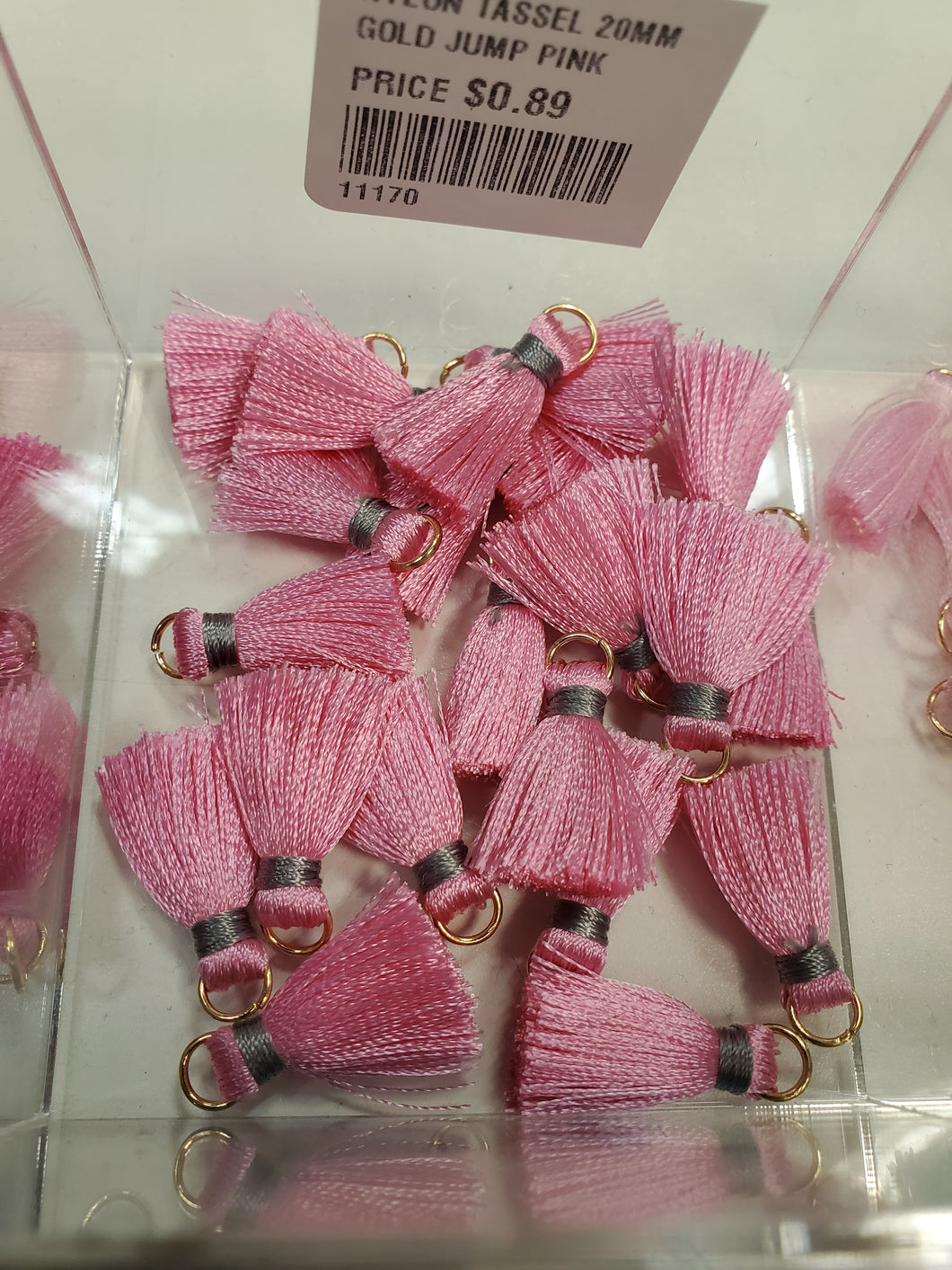 NYLON TASSEL